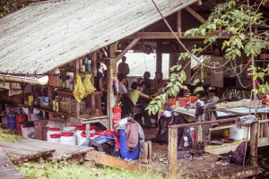 27-arrivée à Pararé après une longue marche retour